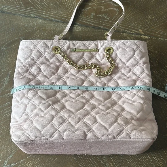 🆑 Betsey Johnson Quilted Puffy Heart Swag Tote. Gray/pink/purple hue Tote Bag - Picture 17 of 17
